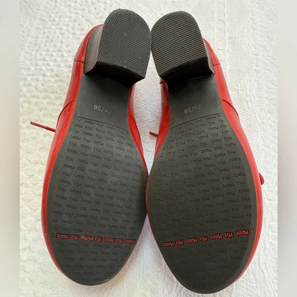 MIZ MOOZ Fordham Cutout Oxford Pumps sz 7.5/38 Red Leather Heels Shoes - Picture 6 of 7